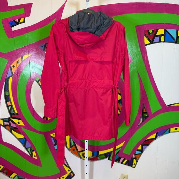 Columbia Red Trench Rain Coat Stylish. Size Small. Pristine condition! - Picture 6 of 6